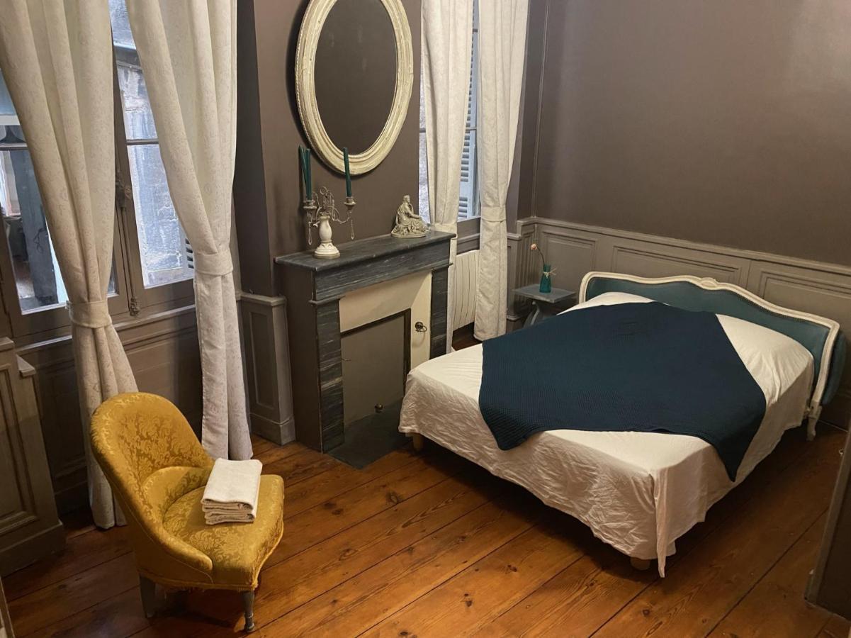 Appartement au cœur du quartier historique à Bordeaux Extérieur photo